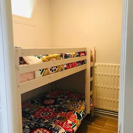 Apartment Ruim Met Zeezicht